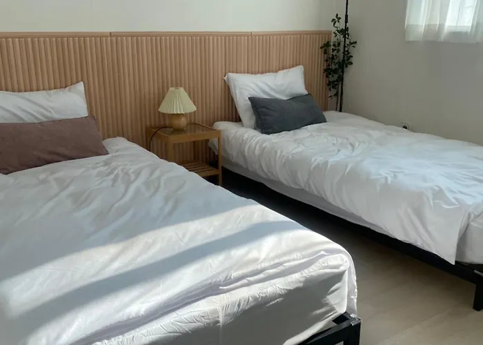 지하철1분 엘리베이터 3룸5배드 가족환영,30평넓은숙소, 뷰맛집 동대문 동묘 데몬헌터스 광장시장 10분, 경복궁 명동 성수 홍대 광화문 남대문 중심숙소 20분 * Seúl
