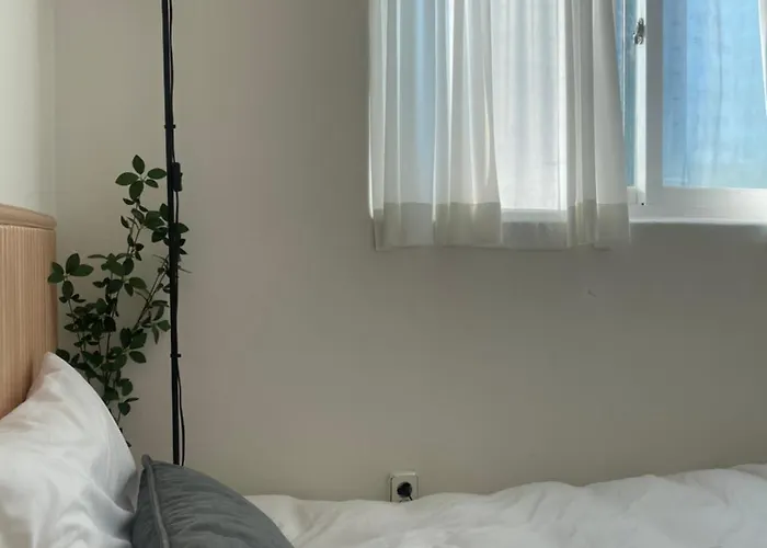 지하철1분 엘리베이터 3룸5배드 가족환영,30평넓은숙소, 뷰맛집 동대문 동묘 데몬헌터스 광장시장 10분, 경복궁 명동 성수 홍대 광화문 남대문 중심숙소 20분 * Seúl