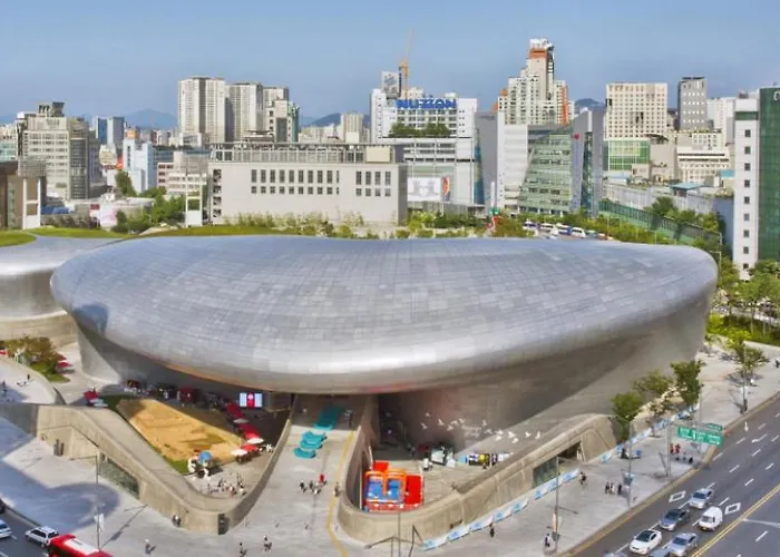 Apartamento 지하철1분 엘리베이터 3룸5배드 가족환영,30평넓은숙소, 뷰맛집 동대문 동묘 데몬헌터스 광장시장 10분, 경복궁 명동 성수 홍대 광화문 남대문 중심숙소 20분 *